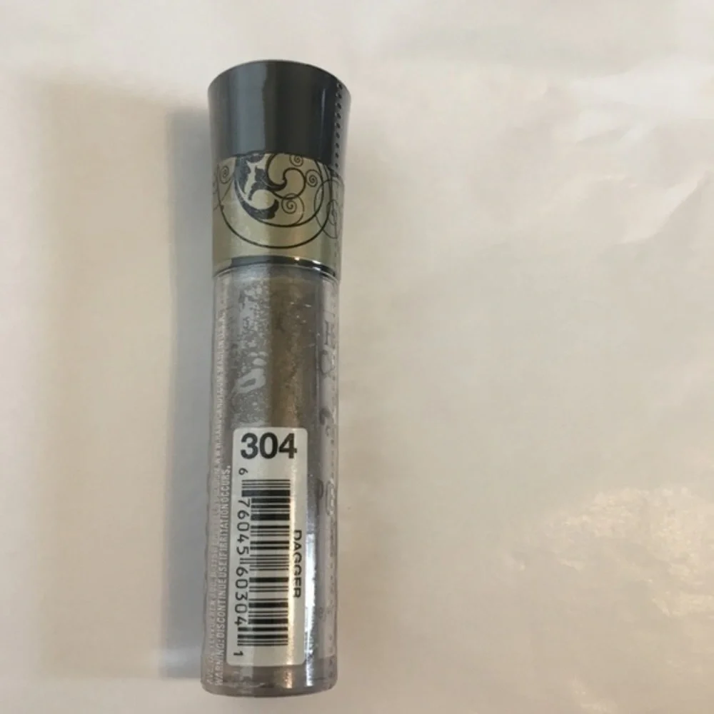 Hard Candy Powder Keg Eyeshadow Pigment in Dagger